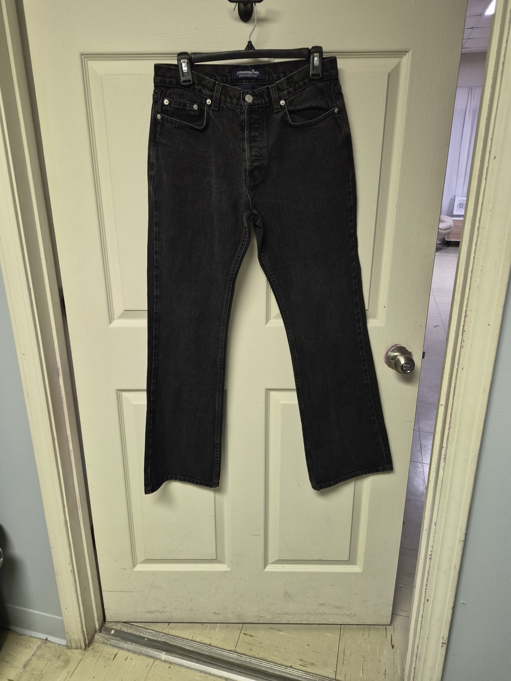 London Fog Men's Black Bootcut Jeans